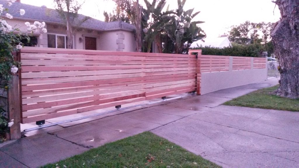 19 Long Horizontal Wood Rolling Driveway Gate Matching Fence Inserts 1 Woodfenceexpert Com,Ikea Small Modern Kitchen Design Ideas